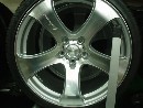 �ڵ���Ź�ۥ�����ۥ�����4�ܥ��å� VENERDI 8.5J-19 +35 235/35R19