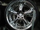 ����αŹ�ۥ�����ۥ�����4�ܥ��å� WORK 8.5J-19 +38 5H 235/35R19
