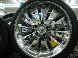 ����αŹ�ۥ�����ۥ�����4�ܥ��å� LUFTBAHN 8J-18 +38 225/40R18
